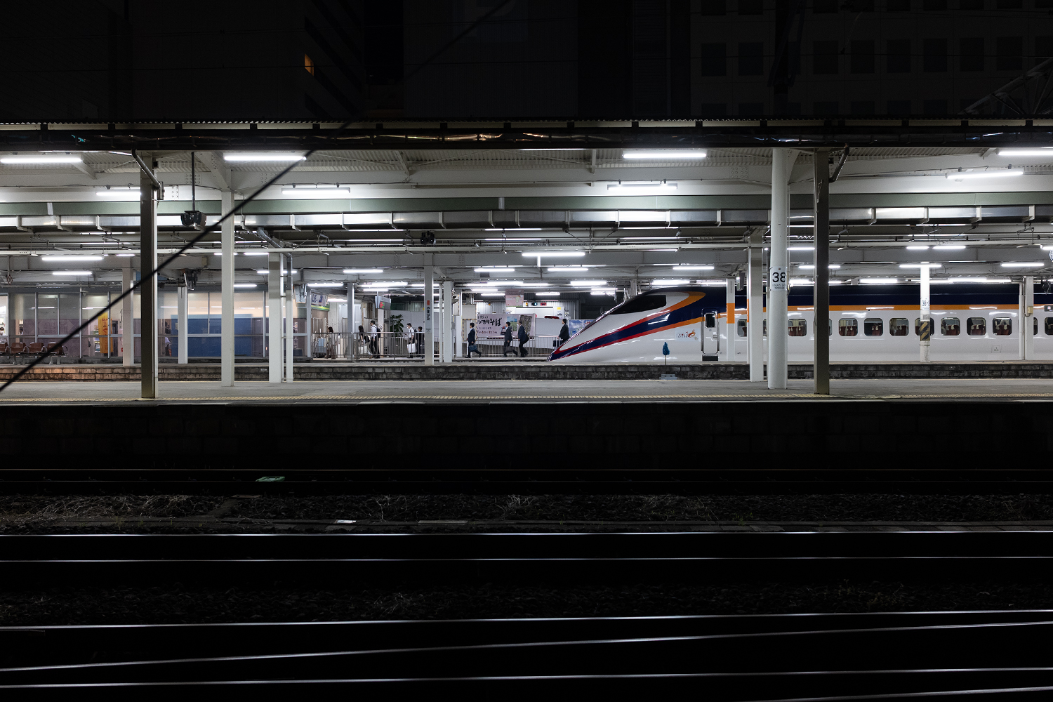 SIGMA 35mm F2 DG DN 作例 夜景スナップ