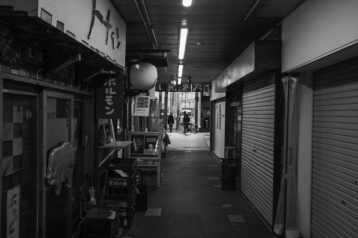 仙台壱弐参横丁Leicaで