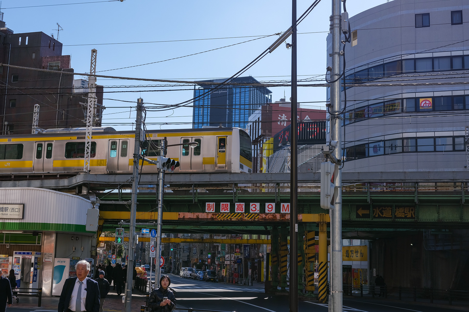 GFX100RF水道橋駅スナップ